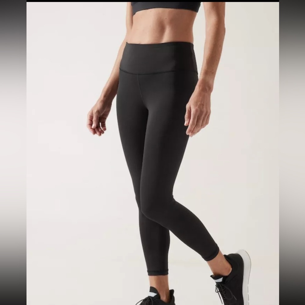 Athleta Black Elation Train 7/8 Tight Leggings Sz XL